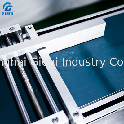 900pcs / H PLC Control آلة تعبئة مسحوق التجميل مع قادوس 25 لتر