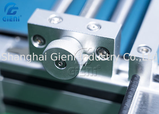 900pcs / H PLC التحكم آلة تعبئة مستحضرات التجميل مع 25L قادوس