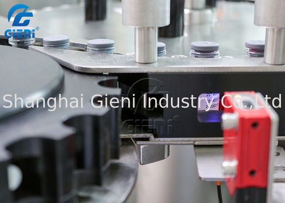 آلة وسم الزجاجة العمودية من النوع الدوار 600 قطعة / دقيقة