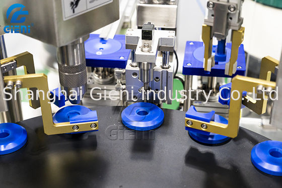 7KW آلة تعبئة لمعان الشفاه التجميلية 50 قطعة / دقيقة نوع الروتاري